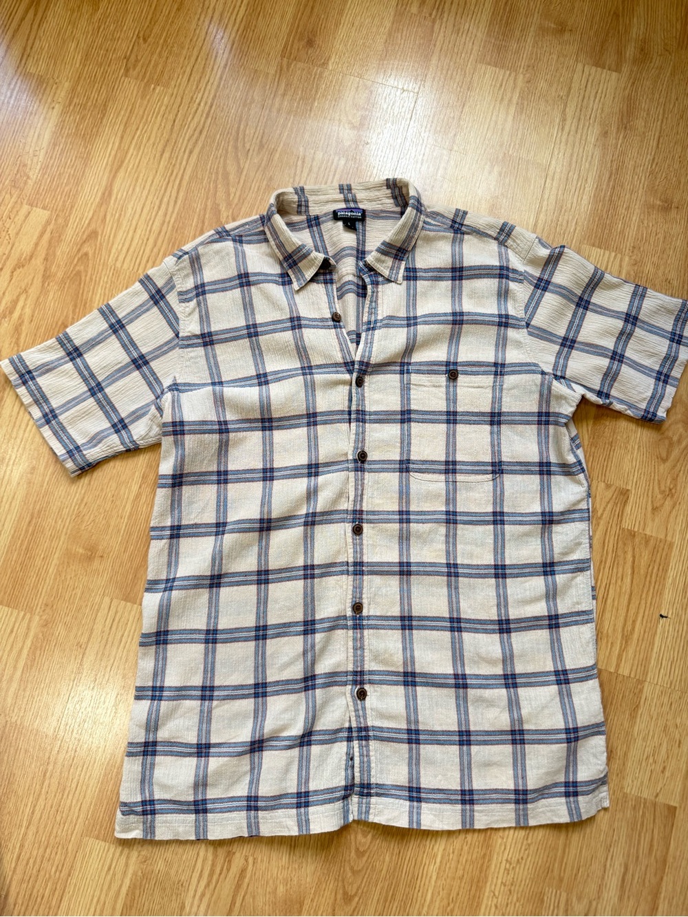 Patagonia Cream and Blue Plaid Short-Sleeve Button-Down Shirt